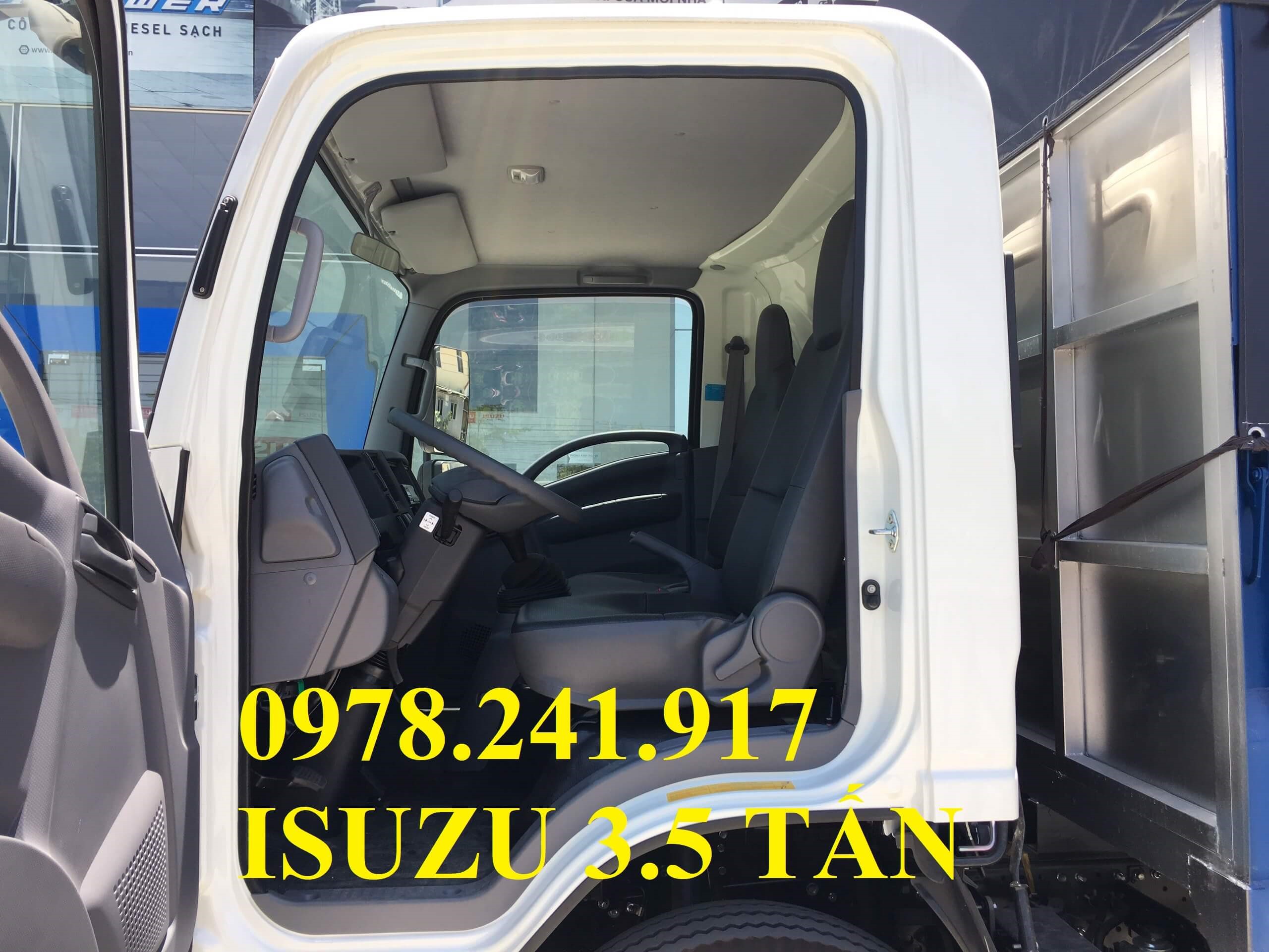 nội thất cabin xe tải isuzu 3.5 tấn